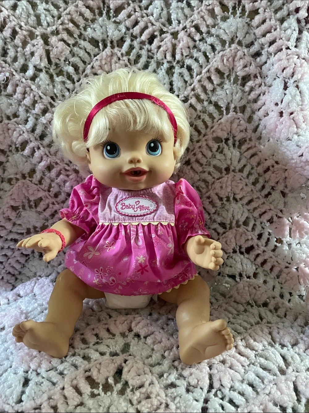 Baby Alive 2010 Wets and Wiggles Interactive Doll, drinks & wets
